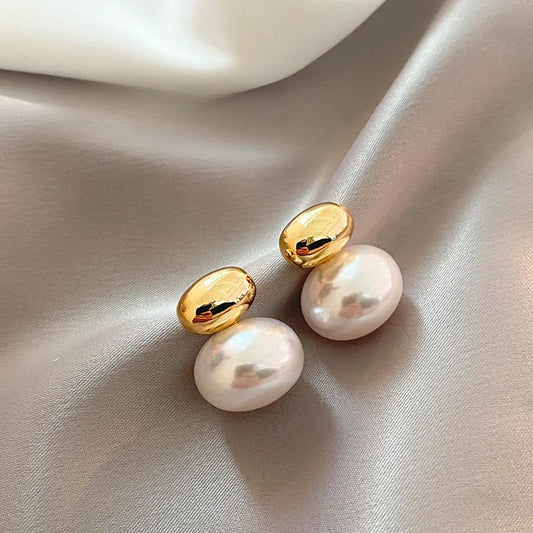 French Elegant Gold Color Bean Spliced Flat Pearl Earrings